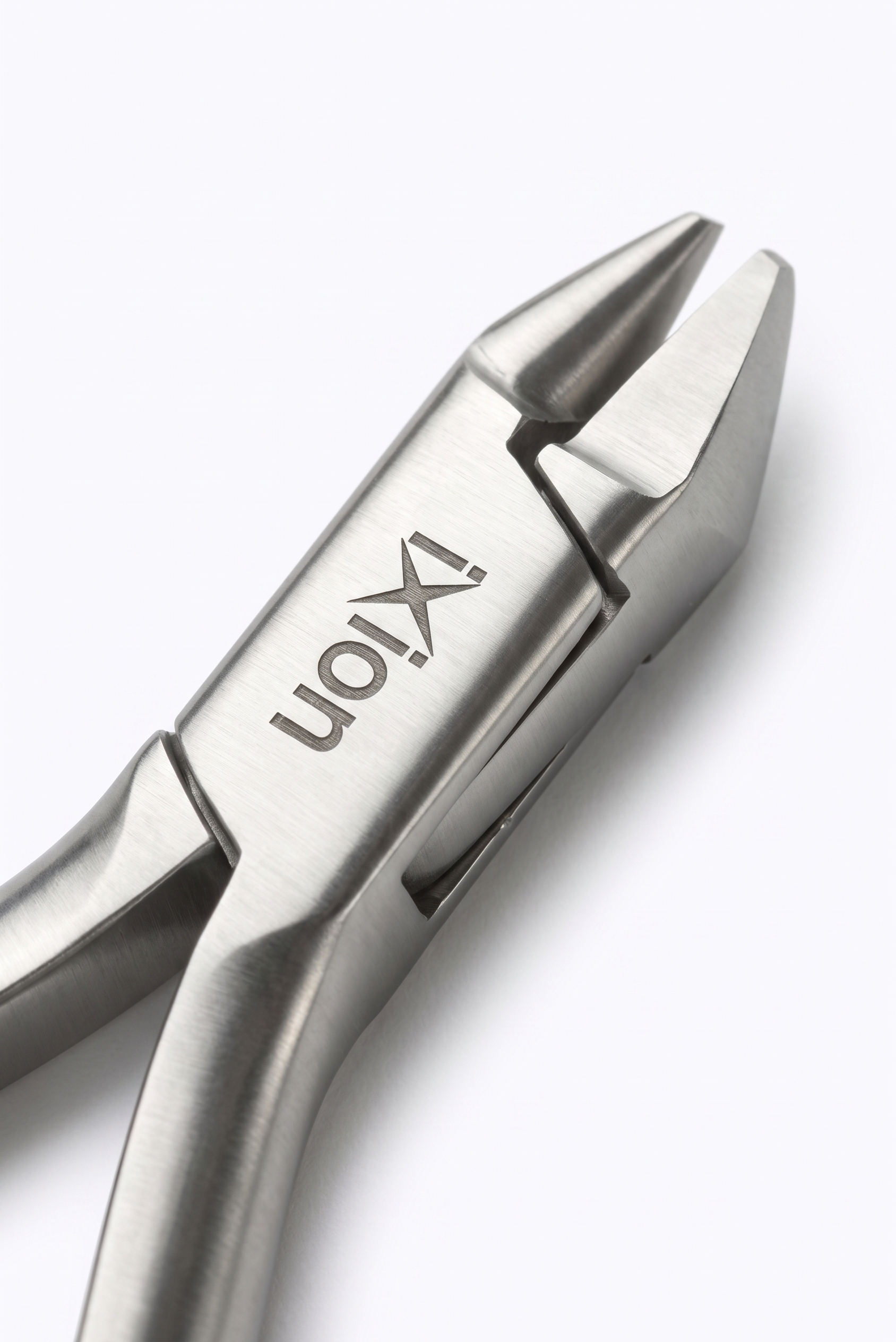Ixion IX711 Heavy Duty Bird Beak Plier