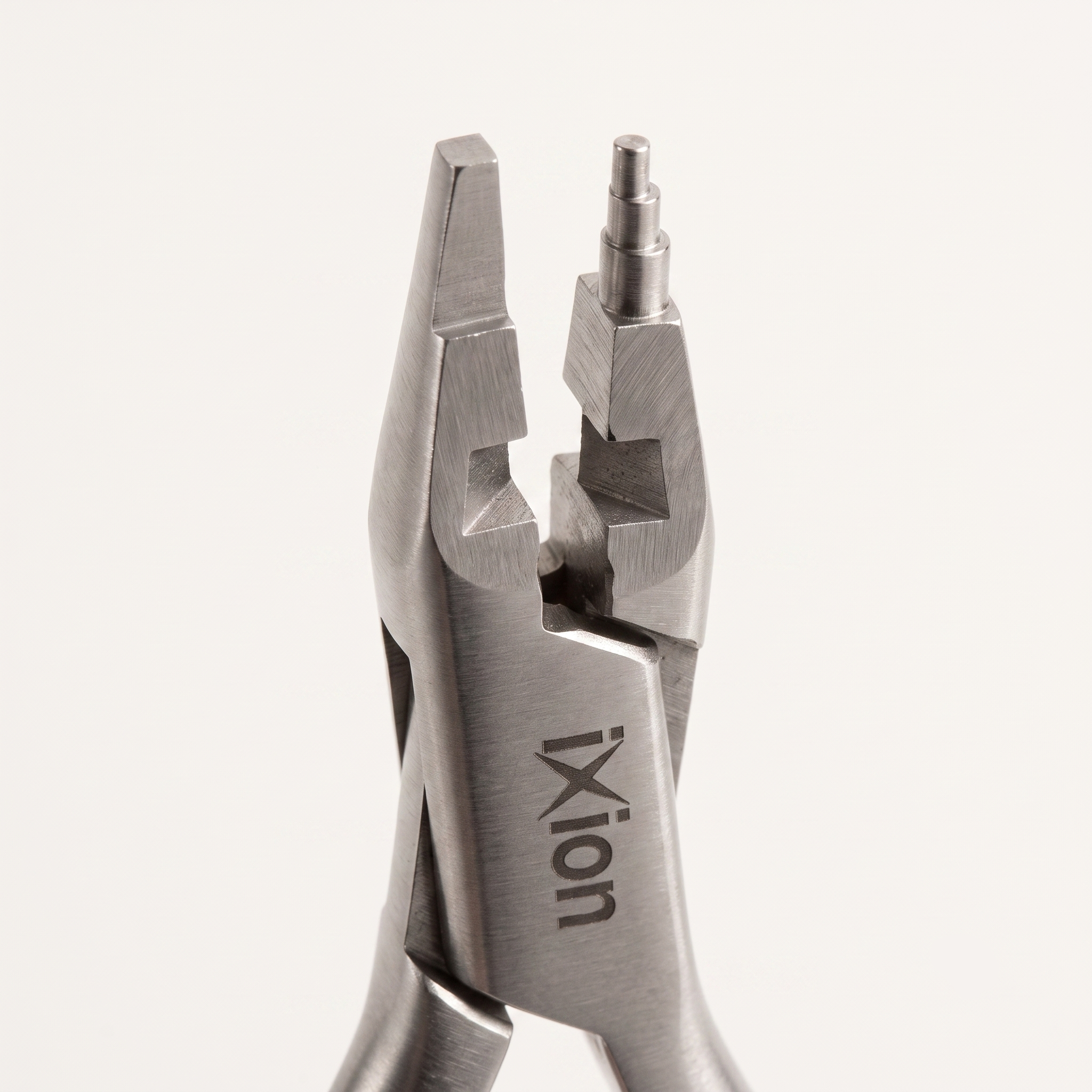 Ixion IX812 Tweed Loop Forming Plier With Cutter