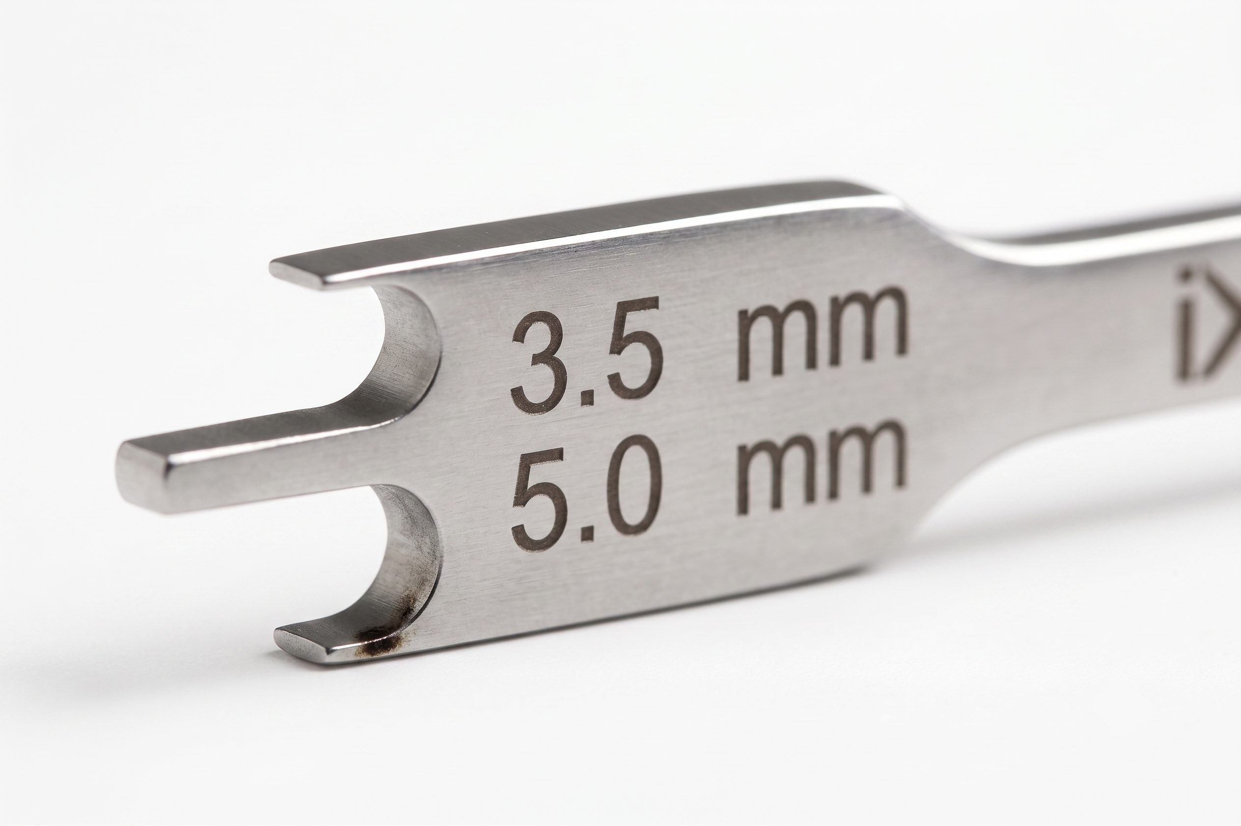 Ixion IX866 Bracket Height Gauge 3.5mm – 5mm .018 Ixion IX867 Posicionador de brackets 3.5mm – 5mm .022