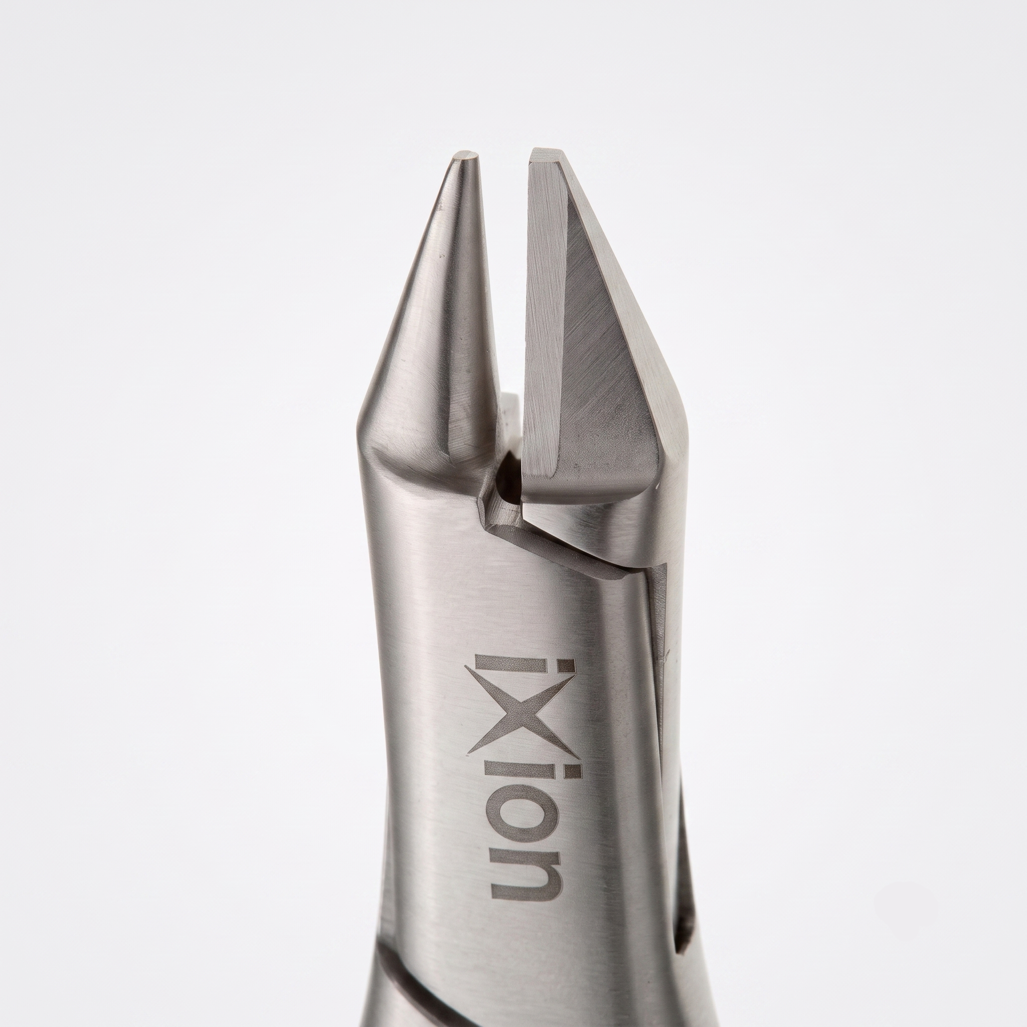 Ixion IX872 Alicate Angle